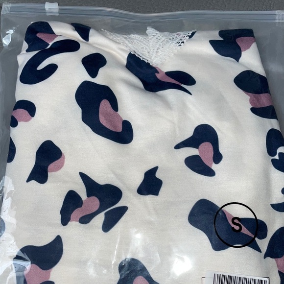 💜HP💙NEW Leopard Print Lace Hollow-out Blouse - Picture 6 of 6